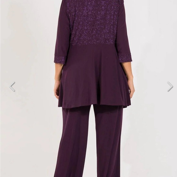 R&M Richard’s 2 piece mother of the bride/groom size 16 in color peacock - Picture 4 of 15